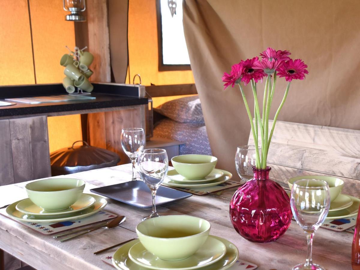 Carr'S Hill Luxury Safari Tents Denny Exterior photo