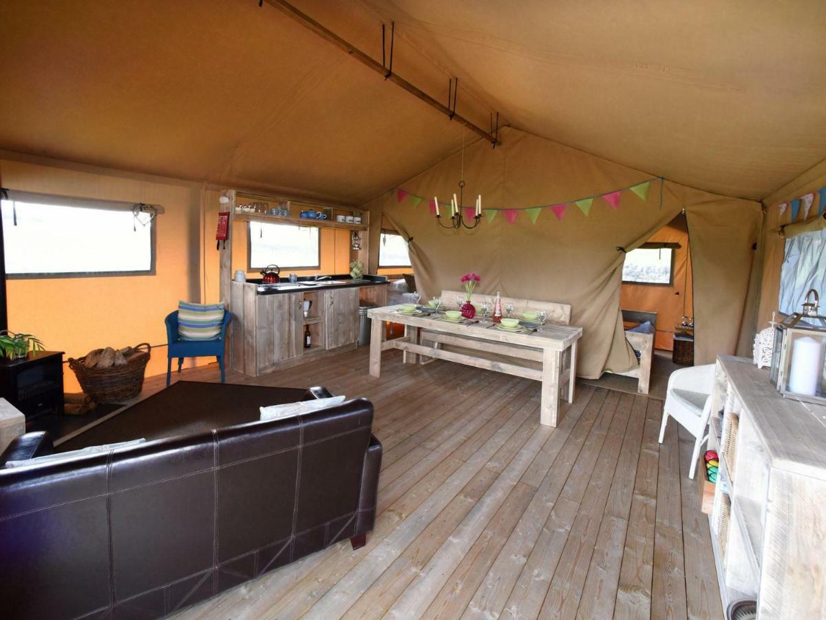Carr'S Hill Luxury Safari Tents Denny Exterior photo